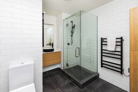 Photo of property in 2/18 Carlton Mill Road, Merivale, Christchurch, 8014