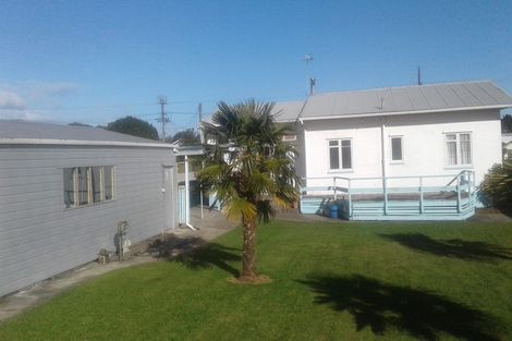 Photo of property in 46 Mako Mako Road, Levin, 5510