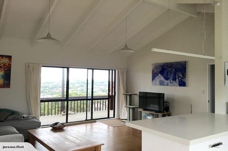 Photo of property in 17 Cobar Close, Maupuia, Wellington, 6022