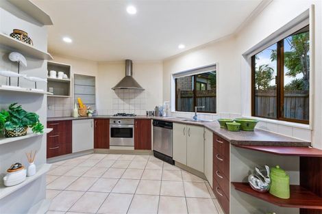 Photo of property in 43 Chieftain Rise, Goodwood Heights, Auckland, 2105