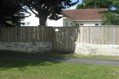 Photo of property in 14 Lewis Avenue, Aramoho, Whanganui, 4500