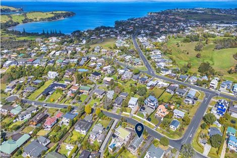 Photo of property in 124 Pacific Parade, Army Bay, Whangaparaoa, 0930