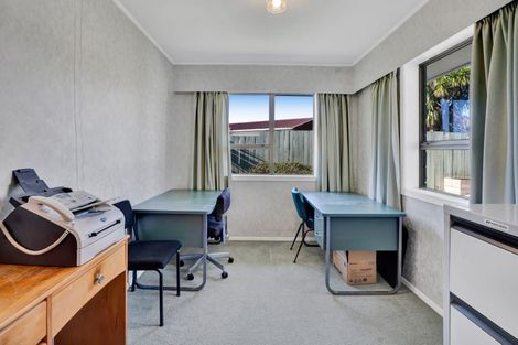 Photo of property in 37 Kowhai Street, Inglewood, 4330