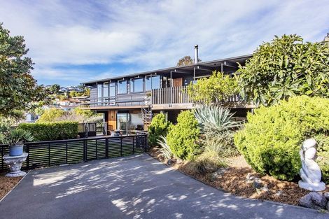 Photo of property in 65 Cannon Hill Crescent, Mount Pleasant, Christchurch, 8081