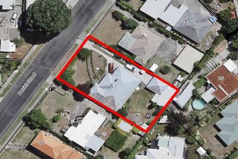 Photo of property in Herrick Bed & Breakfast, 6 Herrick Street, Marewa, Napier, 4110