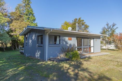 Photo of property in 19 Te Herekiekie Street, Turangi, 3334