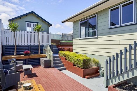 Photo of property in 25 Clipper Street, Titahi Bay, Porirua, 5022