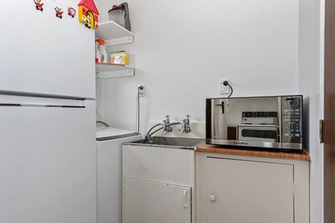 Photo of property in 4/877 Heaphy Terrace, Claudelands, Hamilton, 3214