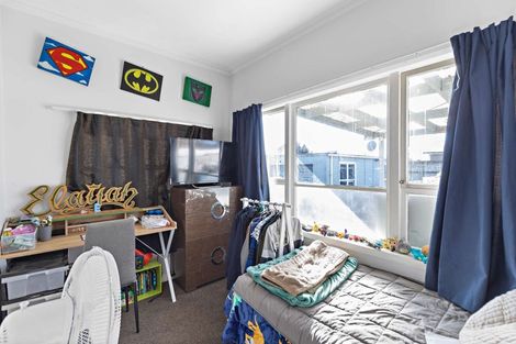 Photo of property in 15 Liverpool Street, Levin, 5510