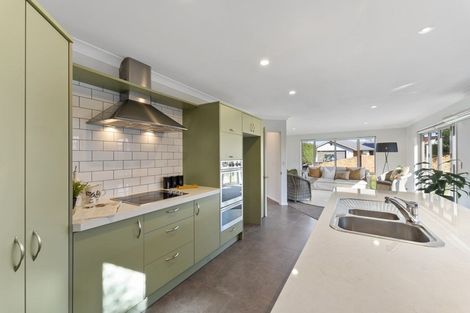 Photo of property in 2 Wedmore Close, Burwood, Christchurch, 8083