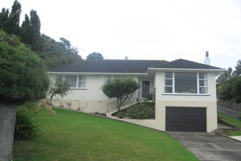 Photo of property in 27 Magnolia Grove, Maungaraki, Lower Hutt, 5010