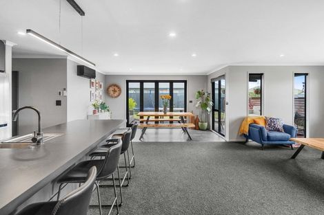 Photo of property in 9 Stoneleigh Drive, Solway, Masterton, 5810