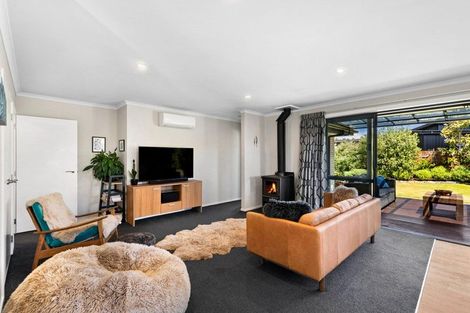 Photo of property in 13 Kingfisher Crescent, Albert Town, Wanaka, 9305