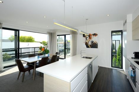 Photo of property in 4/275 Kilmore Street, Christchurch Central, Christchurch, 8011