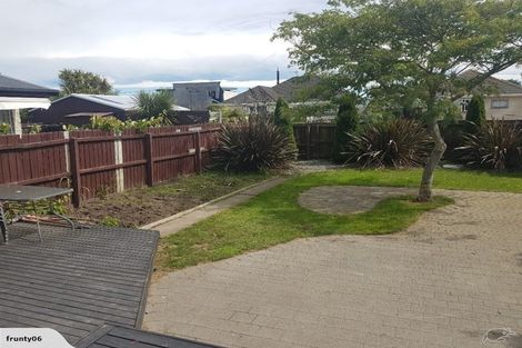 Photo of property in 54 Effingham Street, North New Brighton, Christchurch, 8083