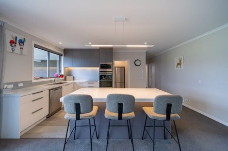 Photo of property in 21 Red Deer Place, Te Anau, 9600