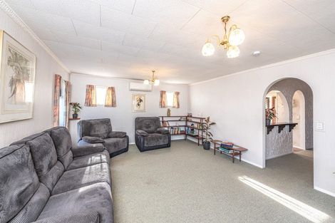 Photo of property in 4 Miro Street, Castlecliff, Whanganui, 4501