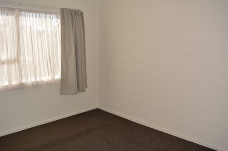 Photo of property in 6/318 Te Atatu Road, Te Atatu South, Auckland, 0610