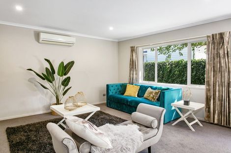 Photo of property in 49a Clare Street, Cambridge, 3434