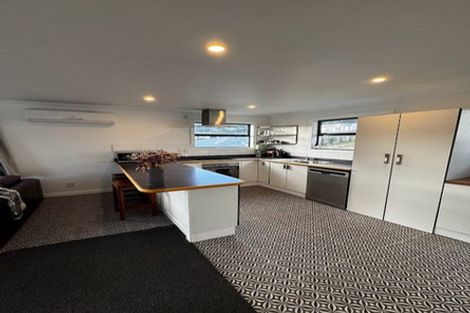 Photo of property in 2/5 Montgomery Street, Stokes Valley, Lower Hutt, 5019
