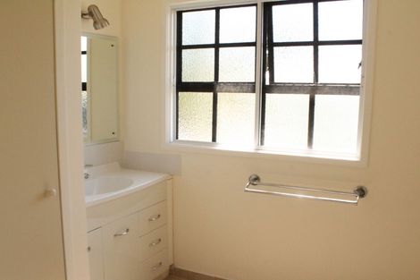 Photo of property in 63 Rokino Road, Hilltop, Taupo, 3330