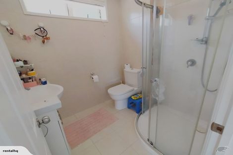 Photo of property in 2/89 Monarch Avenue, Hillcrest, Auckland, 0627