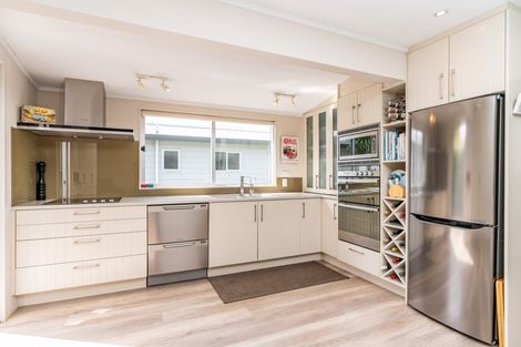 Photo of property in 13 Taranui Place, Mangawhai Heads, Mangawhai, 0505