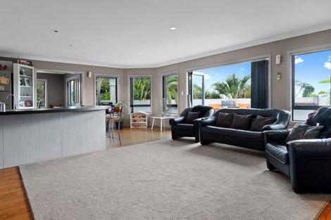 Photo of property in 16 Olive Close, Omokoroa, 3114