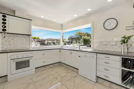 Photo of property in 70 Regency Crescent, Redwood, Christchurch, 8051