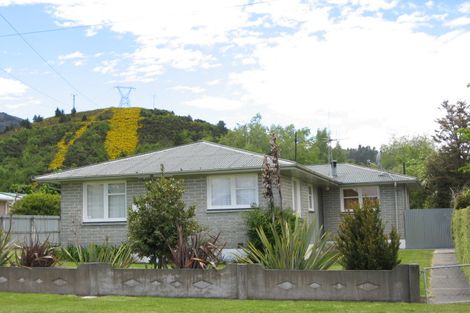 Photo of property in 2 Coleridge Street, Hanmer Springs, 7334