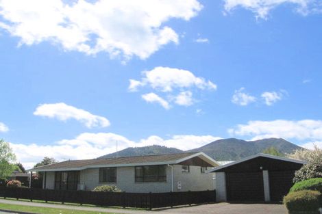 Photo of property in 15 Anna Place, Hilltop, Taupo, 3330