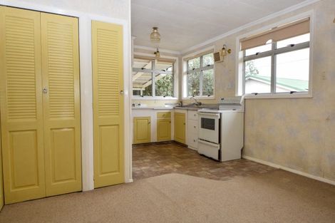 Photo of property in 24 Diamond Street, Carterton, 5713