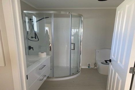 Photo of property in 26 Ranui Avenue, Ranui, Auckland, 0612