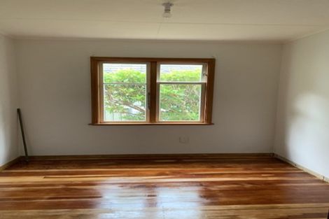 Photo of property in 17 Sunny Grove, Wainuiomata, Lower Hutt, 5014