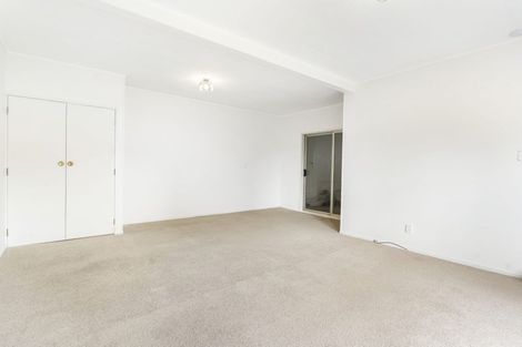 Photo of property in 29 Riverhills Avenue, Pakuranga Heights, Auckland, 2010