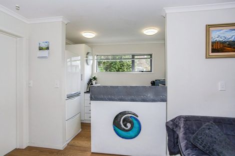 Photo of property in 11 Millen Place, Clarks Beach, 2122