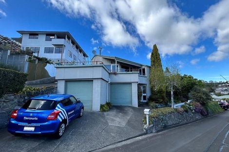 Photo of property in 4a Denholm Road, Hospital Hill, Napier, 4110