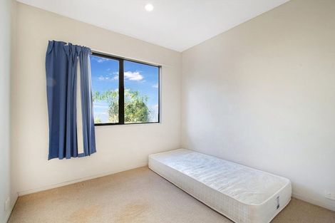 Photo of property in 11 Rakich Place, Henderson, Auckland, 0612