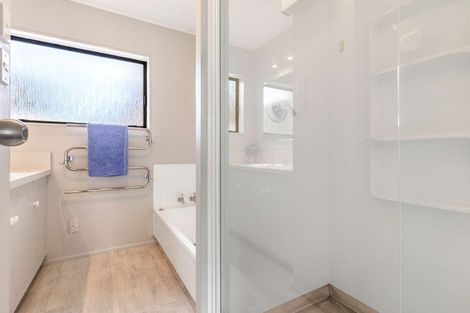 Photo of property in 8a Inverell Place, Mount Maunganui, 3116