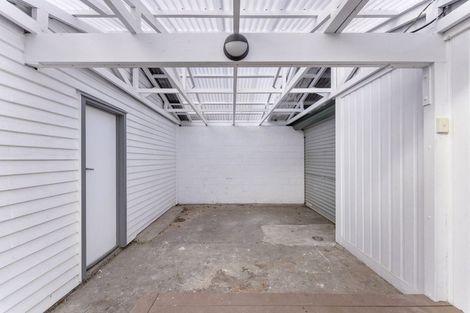 Photo of property in 27 Waldegrave Street, Palmerston North, 4410