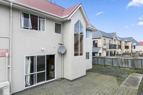 Photo of property in 18f Forth Street, North Dunedin, Dunedin, 9016