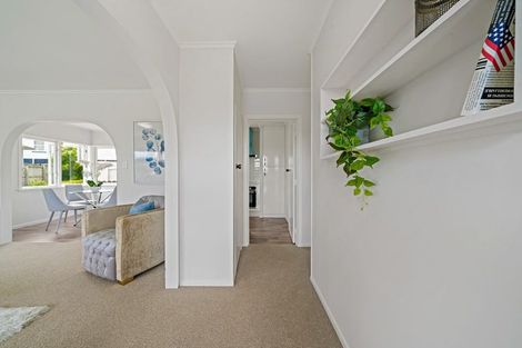Photo of property in 2/54 Peach Road, Glenfield, Auckland, 0629
