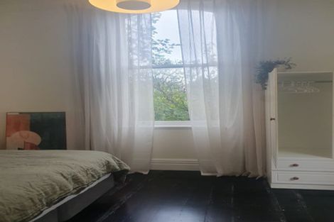 Photo of property in 13a George Street, Thorndon, Wellington, 6011