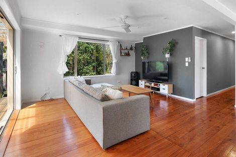 Photo of property in 57 Hauraki Road, Leigh, Warkworth, 0985