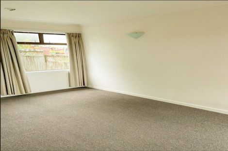 Photo of property in 1/24 Quebec Road, Milford, Auckland, 0620