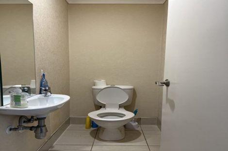 Photo of property in 4 Lissleton Drive, East Tamaki, Auckland, 2013