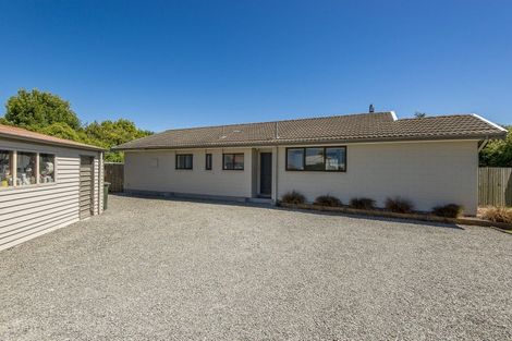 Photo of property in 16 Torlesse Crescent, Darfield, 7510