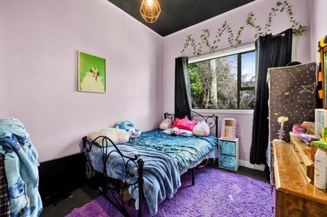 Photo of property in 9 Carrington Street, Inglewood, 4330