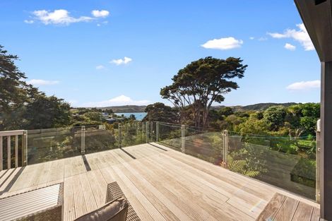 Photo of property in 8 Bay View Road, Raglan, 3225