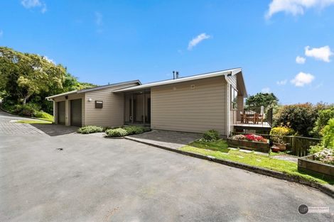 Photo of property in 33b Pekanga Road, Normandale, Lower Hutt, 5010